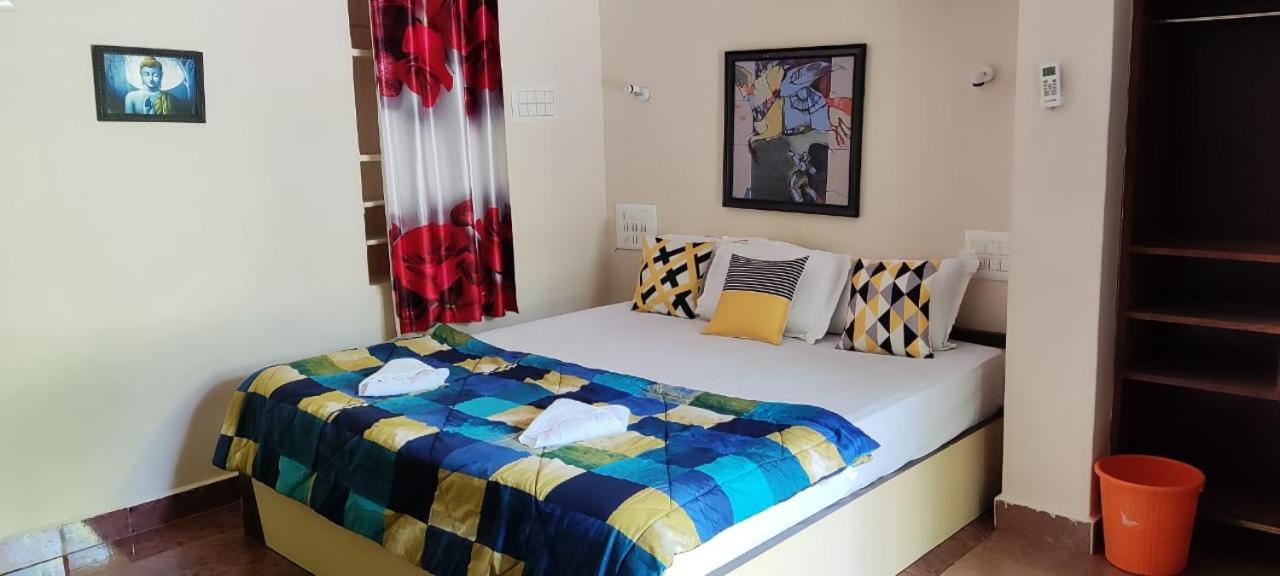 Shankar Homestay Хампи Екстериор снимка